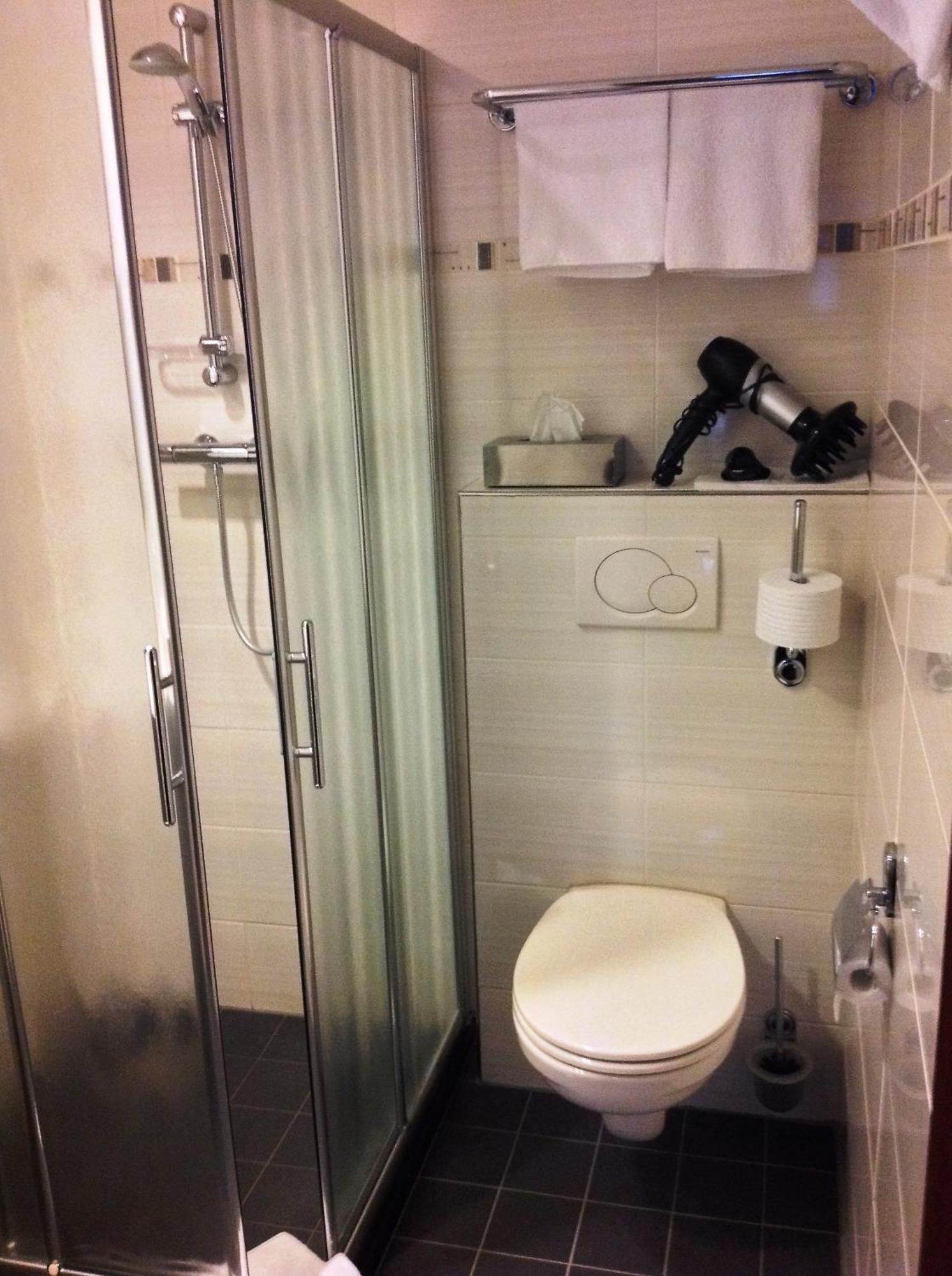 Suydersee Hotel เอนเคาเซิน ภายนอก รูปภาพ