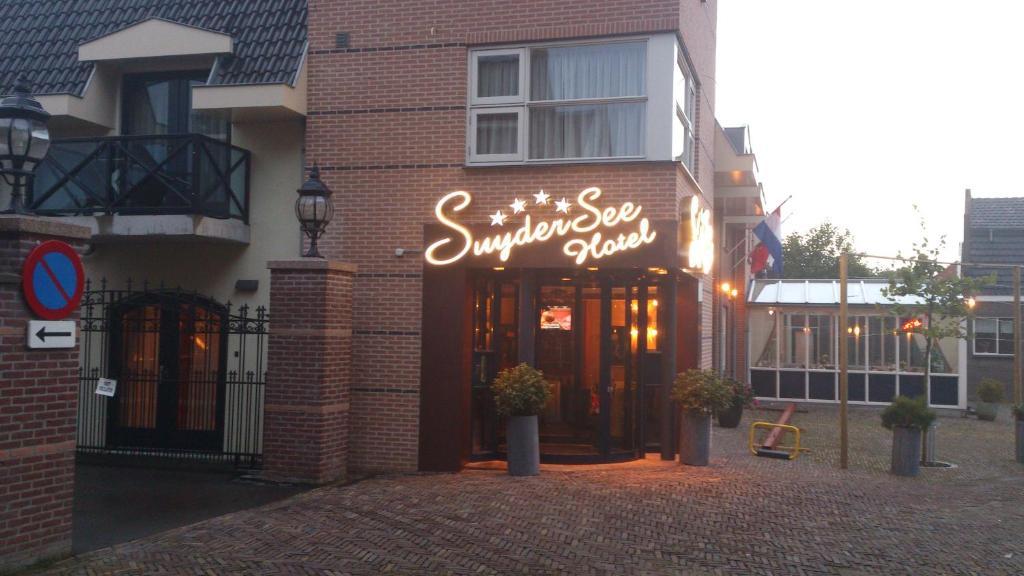 Suydersee Hotel เอนเคาเซิน ภายนอก รูปภาพ